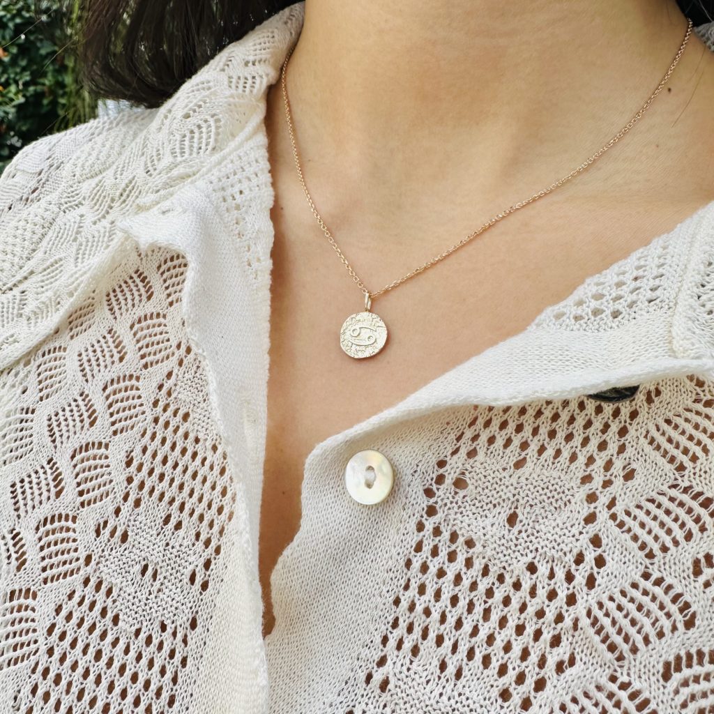 Collier Cancer