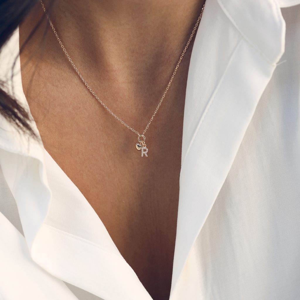Collier KELLY