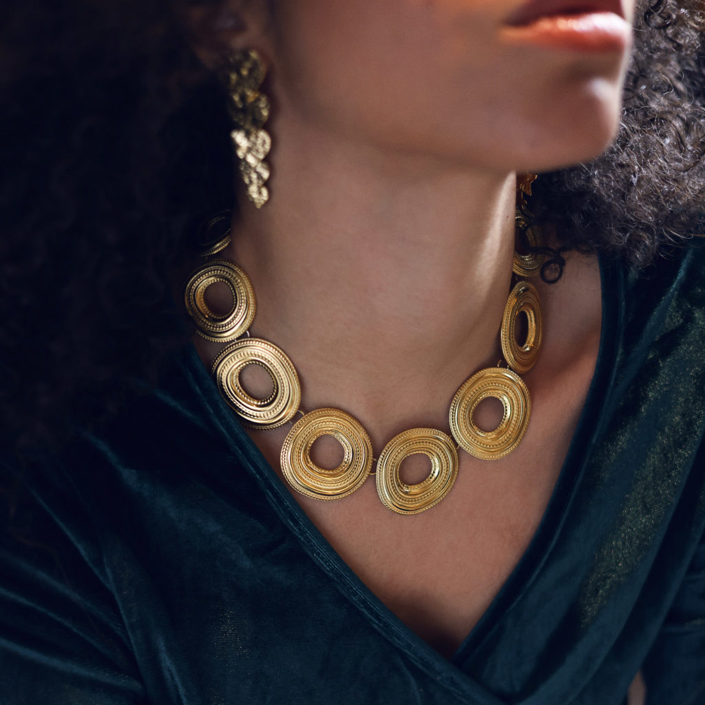 Collier doré ISAYA