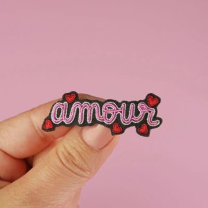 Broche AMOUR