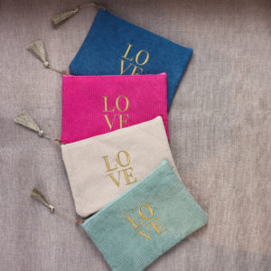 Pochette LOVE velours
