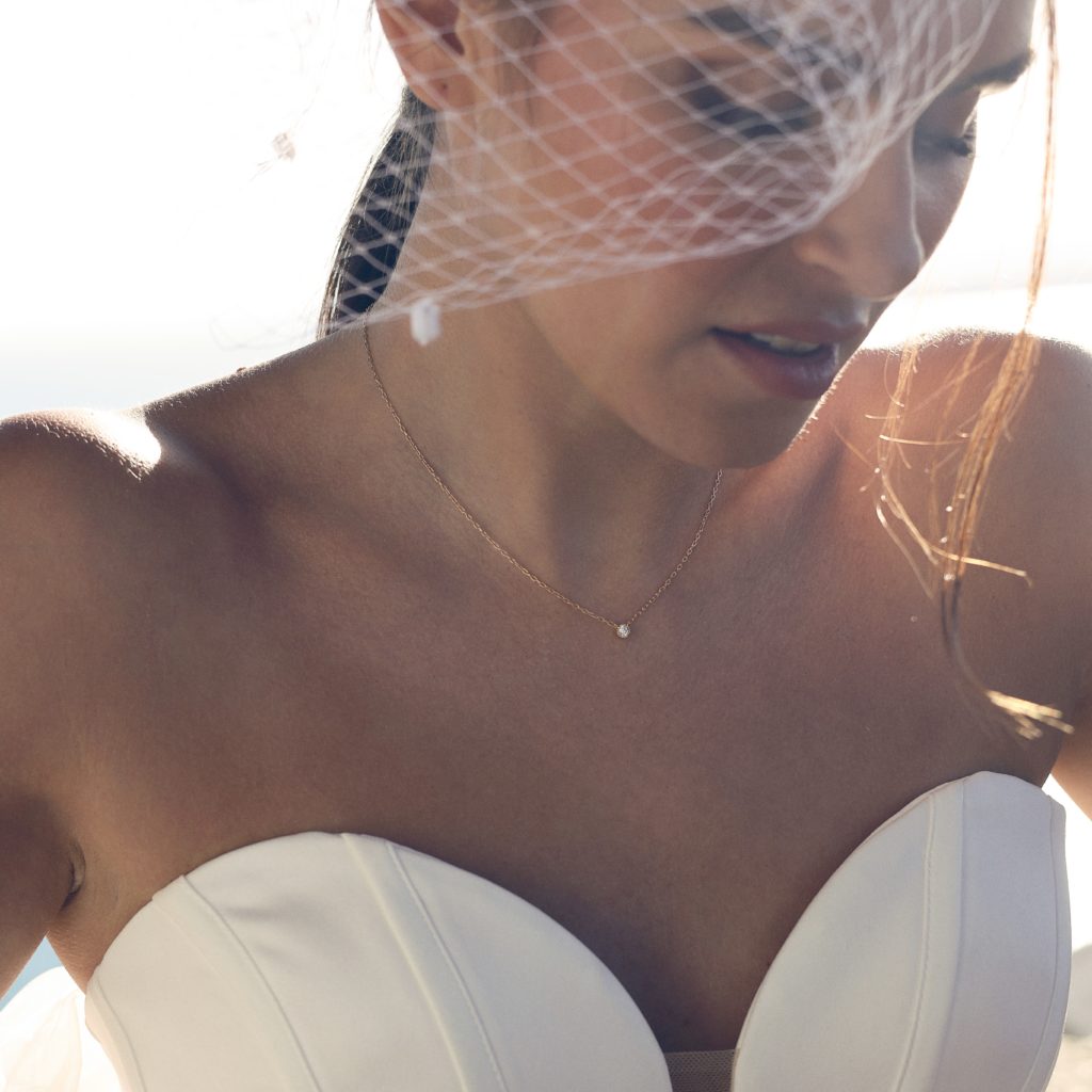 Collier doré VITA
